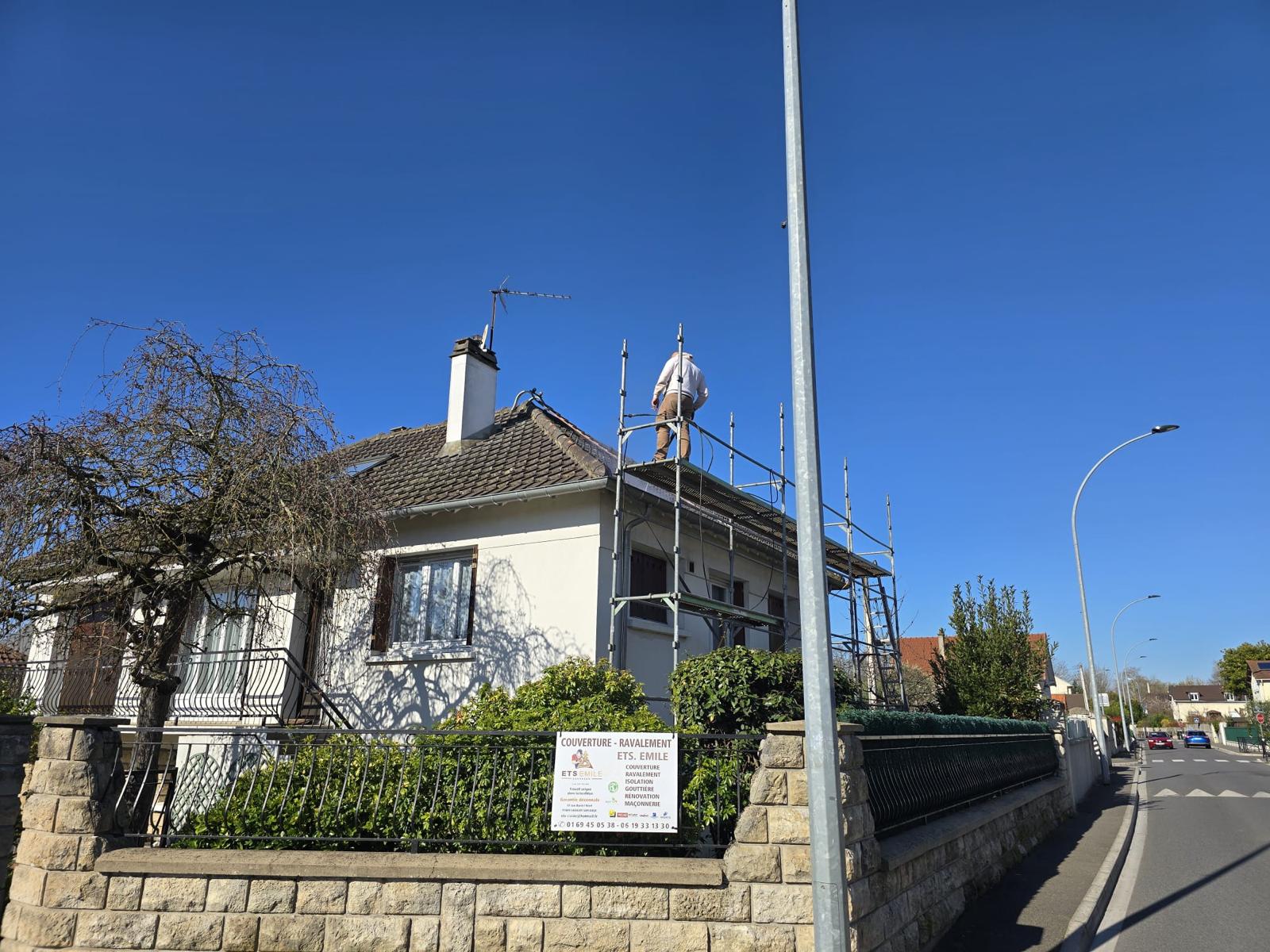 Emile Couverture, entreprise de couverture à Les-Alluets-le-Roi (78580) dans les Yvelines (78)